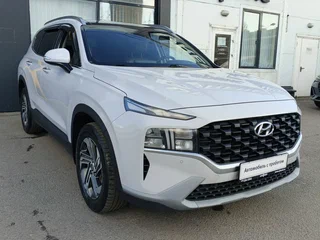 2022 Hyundai Santa Fe IV Рестайлинг, белый, 3480000 рублей, вид 3