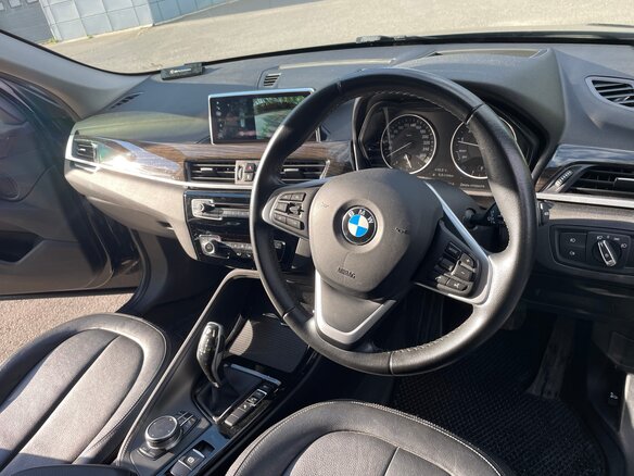 2017 BMW X1 18i sDrive II (F48), чёрный, 1770000 рублей - вид 15