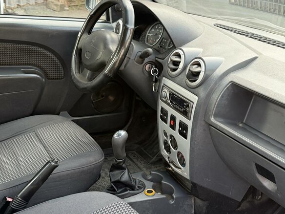 2008 Renault Logan I, серый, 200000 рублей - вид 1