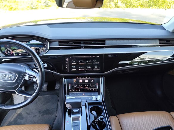 2018 Audi A8 55 TFSI IV (D5), чёрный, 4400000 рублей - вид 6