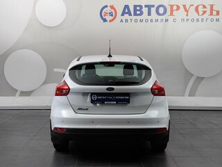 2017 Ford Focus III Рестайлинг, белый, 999000 рублей, вид 4