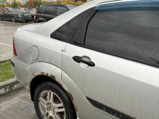 2003 Ford Focus I Рестайлинг, серебристый, 280000 рублей, вид 5