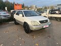 2001 Toyota Harrier I (XU10) Рестайлинг, белый, 820000 рублей - вид 1