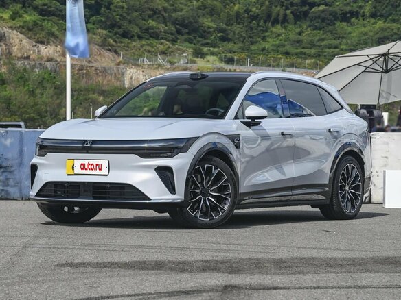 2026 Zeekr 7X I Рестайлинг, серебристый, 10600000 рублей
