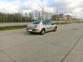 2006 Renault Megane II Рестайлинг, бежевый, 390000 рублей, вид 2
