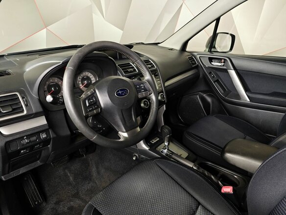 2015 Subaru Forester IV, чёрный - вид 17