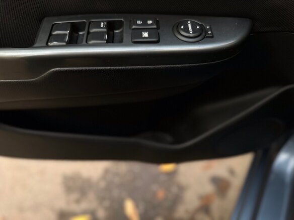 2012 Kia Rio 5-speed III, голубой, 695000 рублей - вид 27