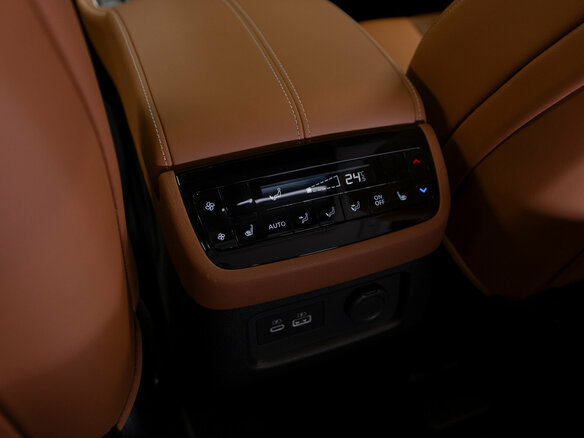 2026 Infiniti QX60 II, чёрный, 6990000 рублей - вид 18