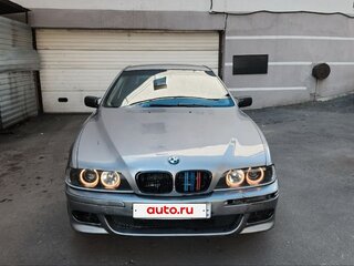 2000 BMW 5 серии 530i IV (E39) Рестайлинг, серебристый, 360000 рублей, вид 2