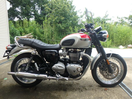 2017 Triumph Bonneville T120, красный, 900000 рублей, вид 2