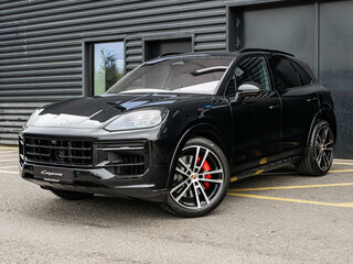 2026 Porsche Cayenne GTS III Рестайлинг, чёрный, 25500000 рублей, вид 2