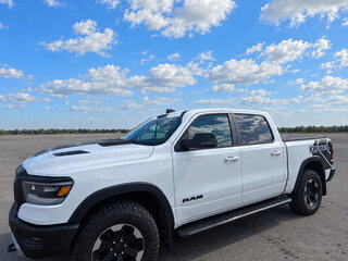 2022 Ram 1500 Crew Cab eTorque V, белый, 6900000 рублей, вид 1