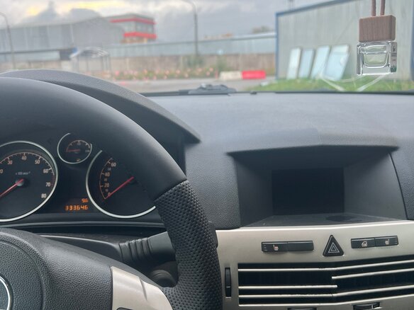 2008 Opel Astra GTC H Рестайлинг, чёрный, 290000 рублей - вид 6