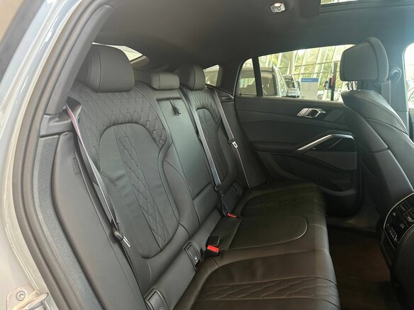 2026 BMW X6 30d III (G06) Рестайлинг, серый, 16100000 рублей - вид 8