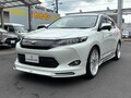 2017 Toyota Harrier III (XU60), белый, 2100000 рублей