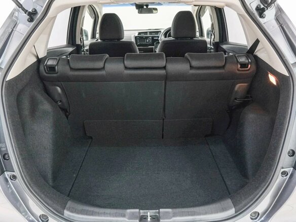 2019 Honda Fit III Рестайлинг, серый, 1339000 рублей - вид 20