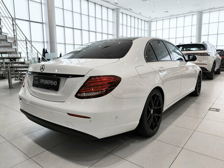 2018 Mercedes-Benz E-Класс 200 V (W213, S213, C238), белый, 2650000 рублей, вид 5