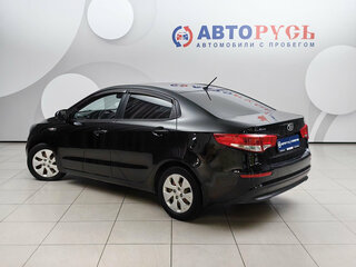 2015 Kia Rio III Рестайлинг, чёрный, 716000 рублей, вид 2