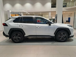 2022 Toyota RAV4 V (XA50), белый, 3548000 рублей, вид 4