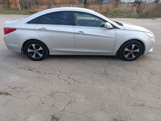 2011 Hyundai Sonata VI (YF), серый, 950000 рублей, вид 3