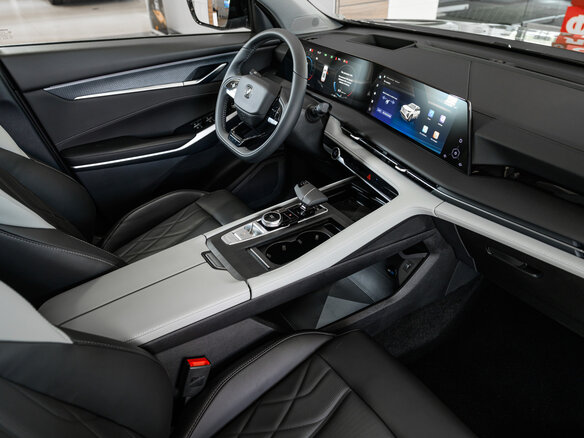 2024 Changan CS75 Plus III, серый, 2900000 рублей - вид 22