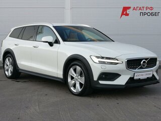 Volvo V60 Cross Country II
