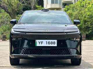 2025 Toyota bZ3X 58.3 kWh, чёрный, 2674300 рублей, вид 3
