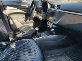 2022 Kia Rio IV Рестайлинг, чёрный, 1120000 рублей, вид 2