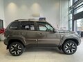 2026 Lada (ВАЗ) Niva Travel I Рестайлинг, коричневый - вид 2