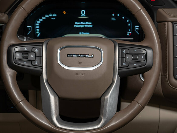 2023 GMC Yukon V, чёрный, 8350000 рублей - вид 17