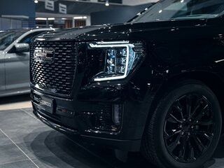 2022 GMC Yukon V, чёрный, 11300000 рублей, вид 2