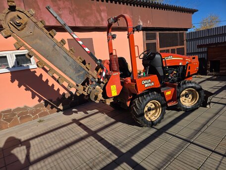 2012 DitchWitch Траншеекопатель, красный, 2300000 рублей, вид 1