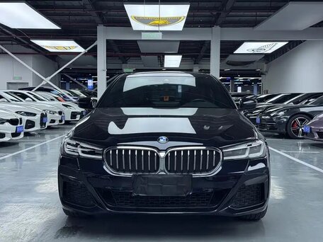 2022 BMW 5 серии Long 525Li VII (G30/G31/G38) Рестайлинг, чёрный, 3800000 рублей, вид 2