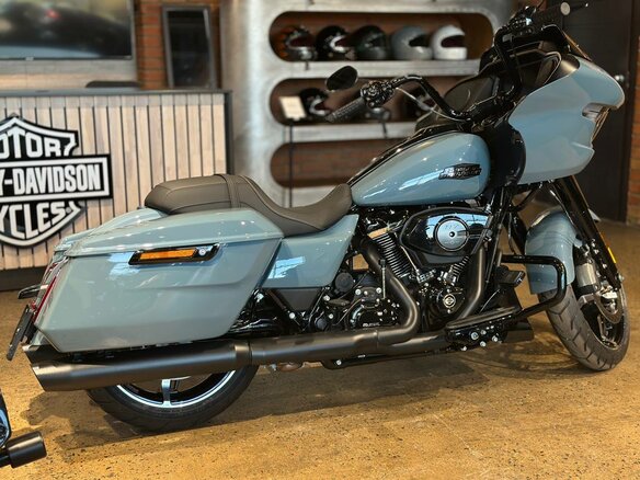 2024 Harley-Davidson Road Glide, серый, 3550000 рублей - вид 8