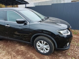 2015 Nissan X-Trail III, чёрный, 1550000 рублей, вид 2