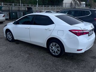 2014 Toyota Corolla XI (E160, E170, E180), белый, 850000 рублей, вид 5