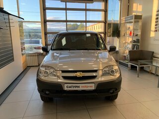 2020 Chevrolet Niva I Рестайлинг, коричневый, 799000 рублей, вид 3