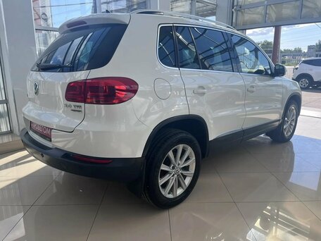 2012 Volkswagen Tiguan I Рестайлинг, белый, 1038000 рублей, вид 4
