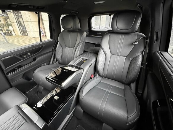 2026 Lexus LX 700h IV, белый - вид 17