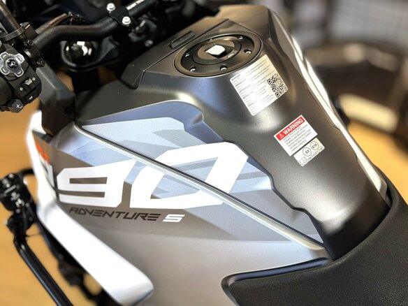 2023 KTM 1290 Super Adventure S, серый, 1520000 рублей - вид 8
