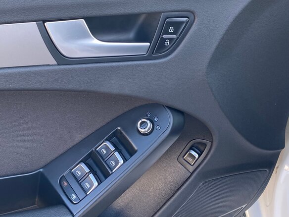 2013 Audi A4 IV (B8) Рестайлинг, белый, 1350000 рублей - вид 13