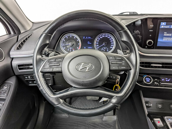 2020 Hyundai Sonata VIII (DN8), белый, 1875000 рублей - вид 20