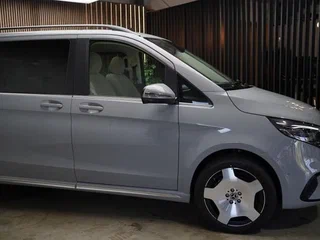 2026 Mercedes-Benz V-Класс Extra Long 300 d экстра длинный III (W447) Рестайлинг 2, серый, 12800000 рублей, вид 2