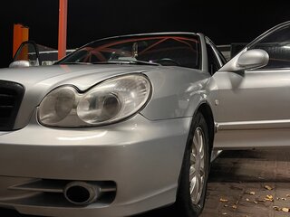 2005 Hyundai Sonata ТагАЗ IV (EF) Рестайлинг, серебристый, 200000 рублей, вид 4