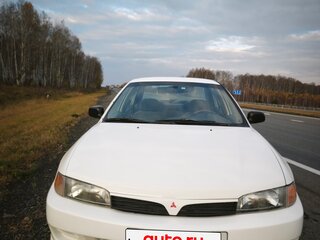 2000 Mitsubishi Mirage V, белый, 280000 рублей, вид 1