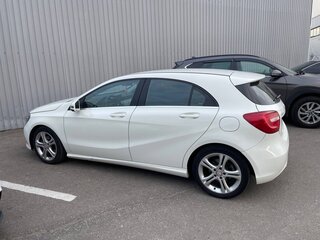 2013 Mercedes-Benz A-Класс 180 III (W176), белый, 1450000 рублей, вид 2