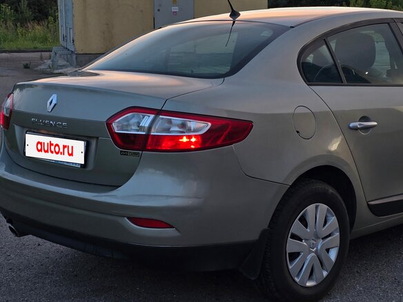 2012 Renault Fluence I, бежевый - вид 3