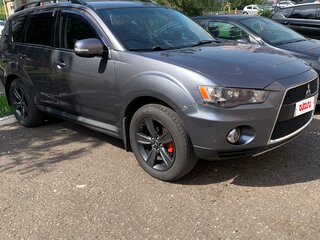 2011 Mitsubishi Outlander II Рестайлинг, серый, 980000 рублей, вид 1