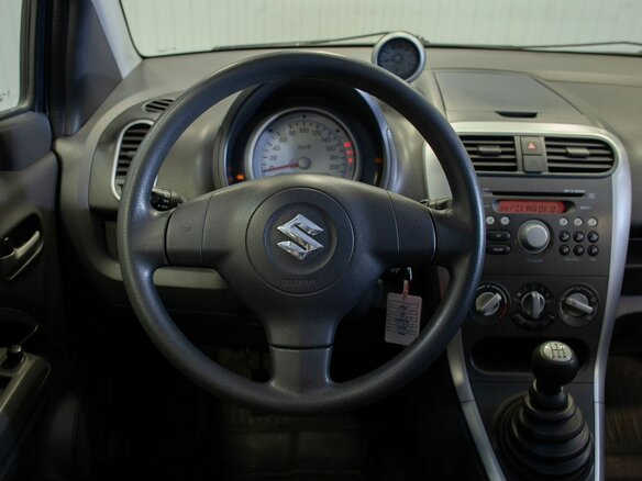 2010 Suzuki Splash I, белый, 625000 рублей - вид 22
