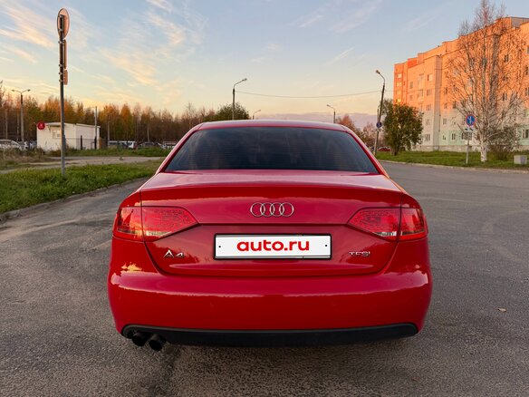 2011 Audi A4 IV (B8), красный, 1150000 рублей - вид 3